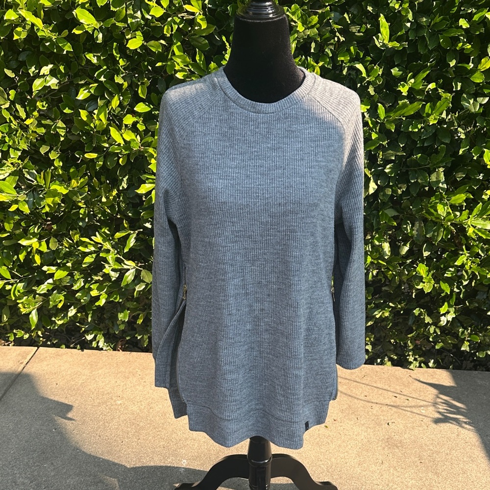 Varley Heather Gray Ribbed Hoodie